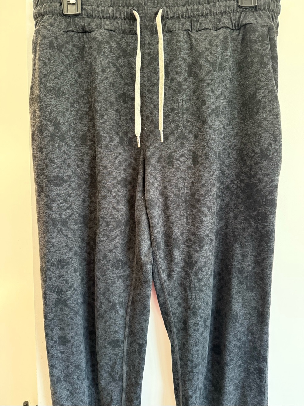 Women Vuori Joggers - Small